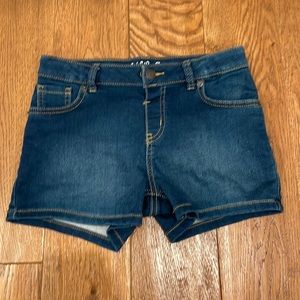 Jean Shorts; Dark wash